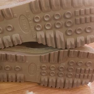 Sheepskin fur Ugg boots